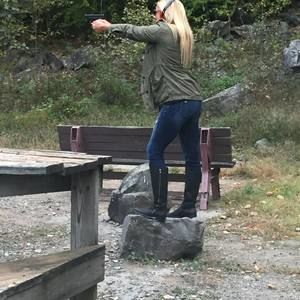 Meet your Posher, Jessica